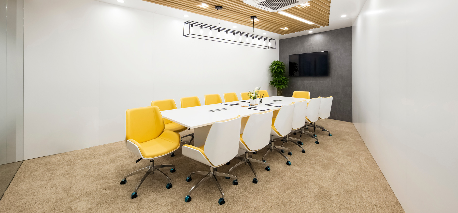 Why You Should Soundproof Your Meeting Rooms