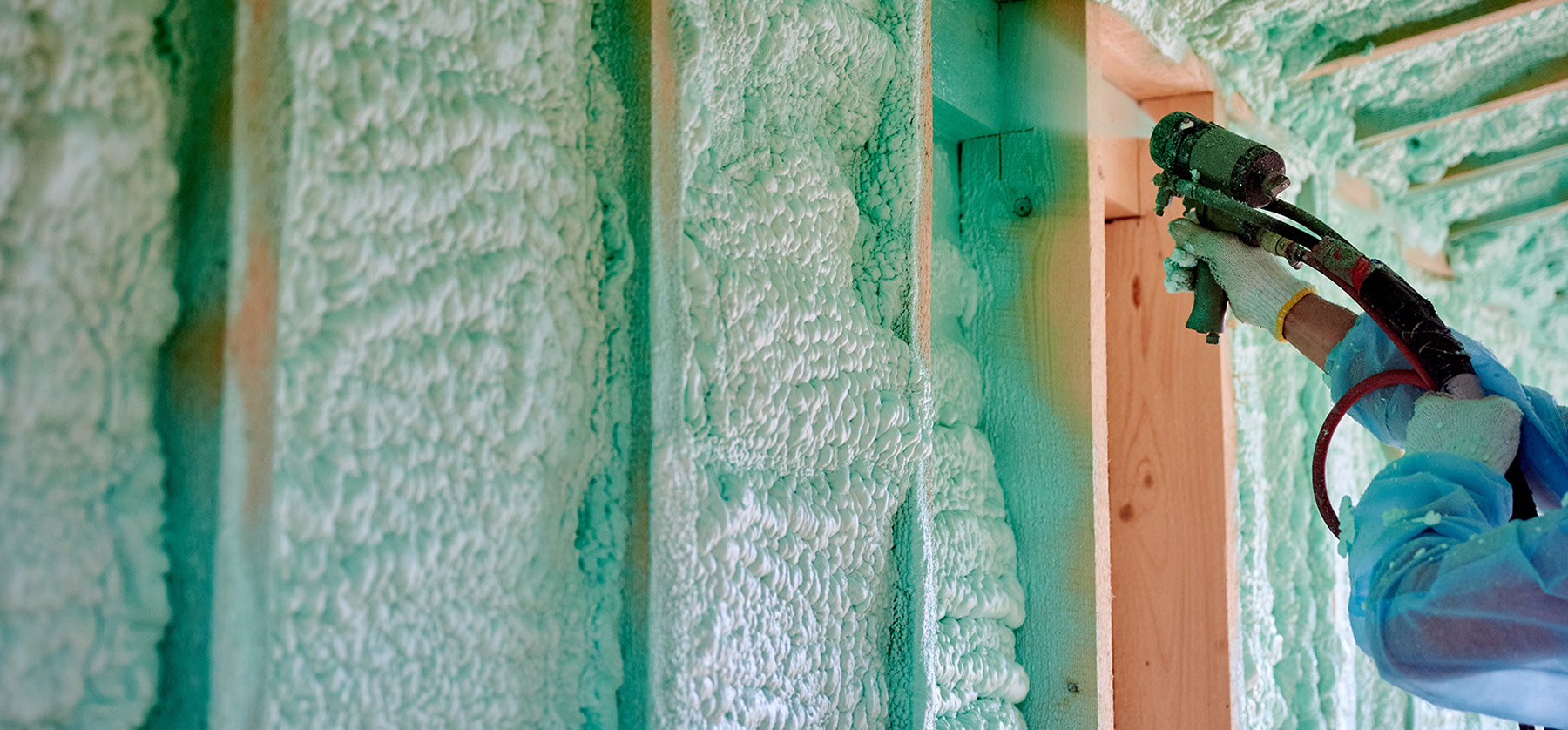 How Spray Foam Insulation Enhances Soundproofing
