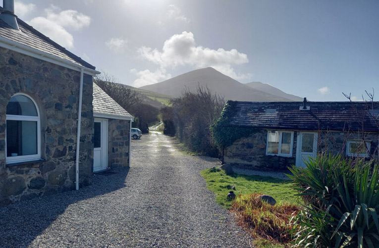 Metropolitan Insulation: Bach Wen Holiday Village Llyn Peninsula 