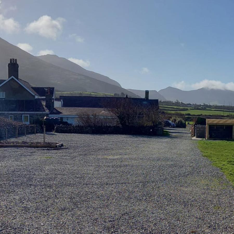 Metropolitan Insualtion: Bach Wen Holiday Village Llyn Peninsula Metropolitan Insualtion: Bach Wen Holiday Village Llyn Peninsula