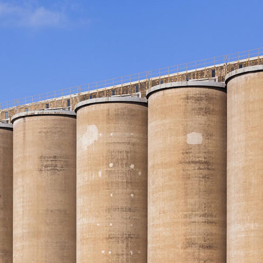 Metropolitan Insulation: Cemex Concrete Silos Tilbury | Spray Foam